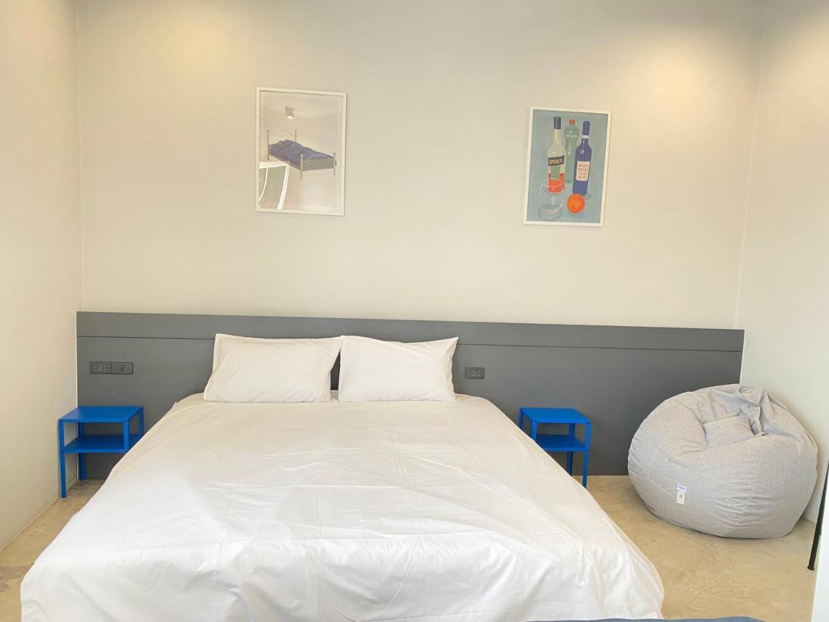 Pier 808 Hostel Бангкок Экстерьер фото