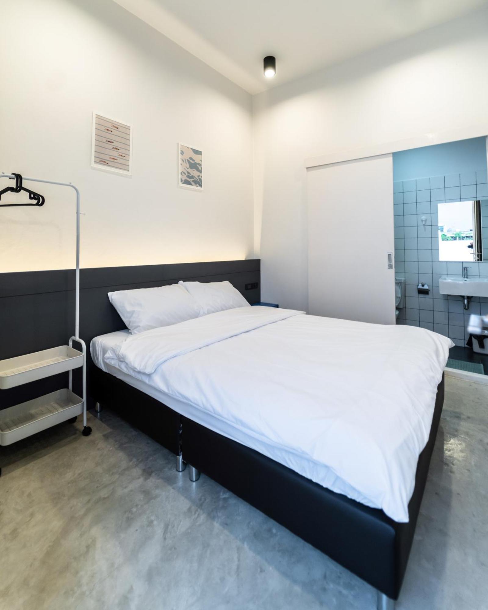 Pier 808 Hostel Бангкок Экстерьер фото